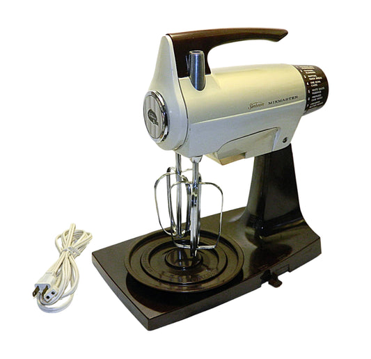 Mixmaster Model 7-01-9C - Vista  Refurbished - Cream/Brown