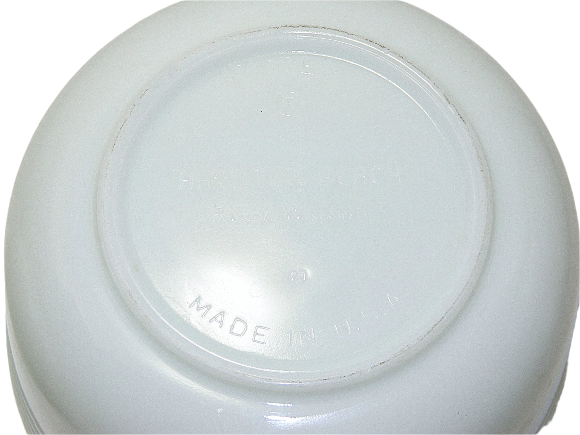 Hamilton Beach Milk Glass Bowl Set