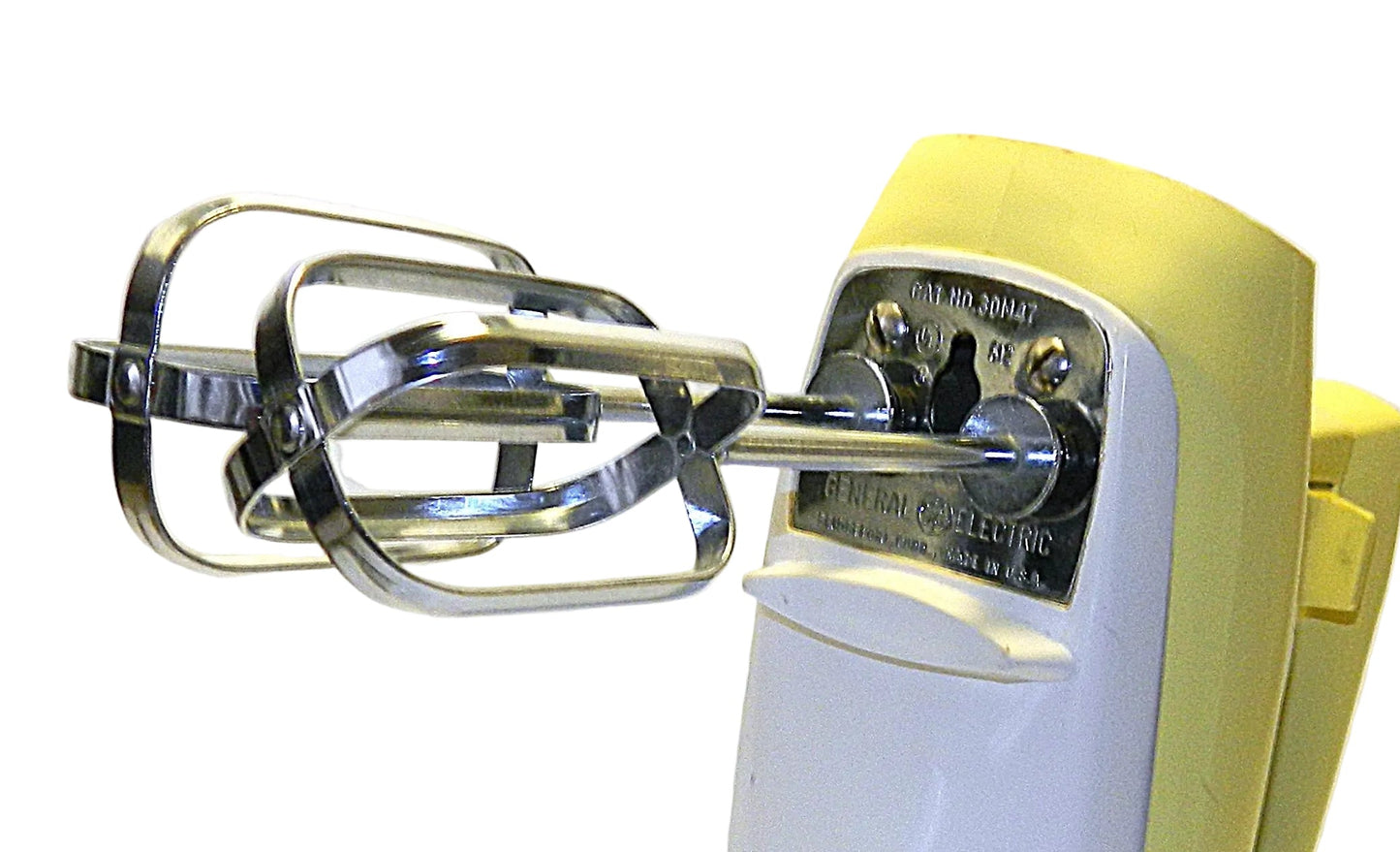 GE 30M47 - Hand Held Mixer Refurbished - Yellow