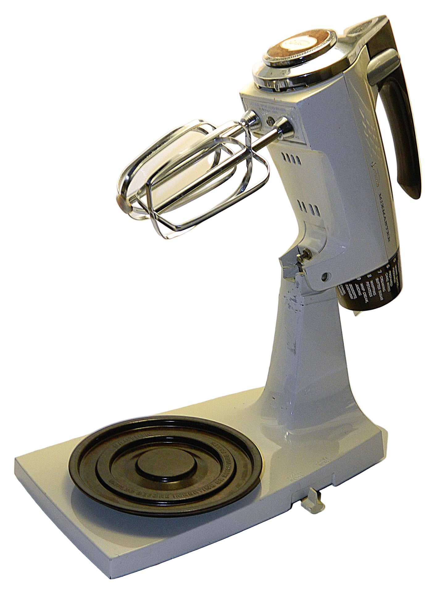 Mixmaster Model 1-7A Refurbished - Cream/White