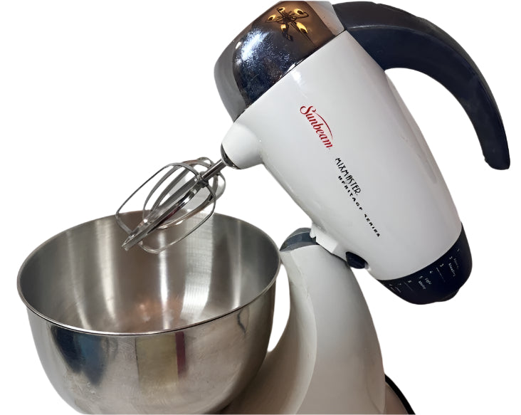 Mixmaster Heritage Model 2364/Svc. # 2350 - White