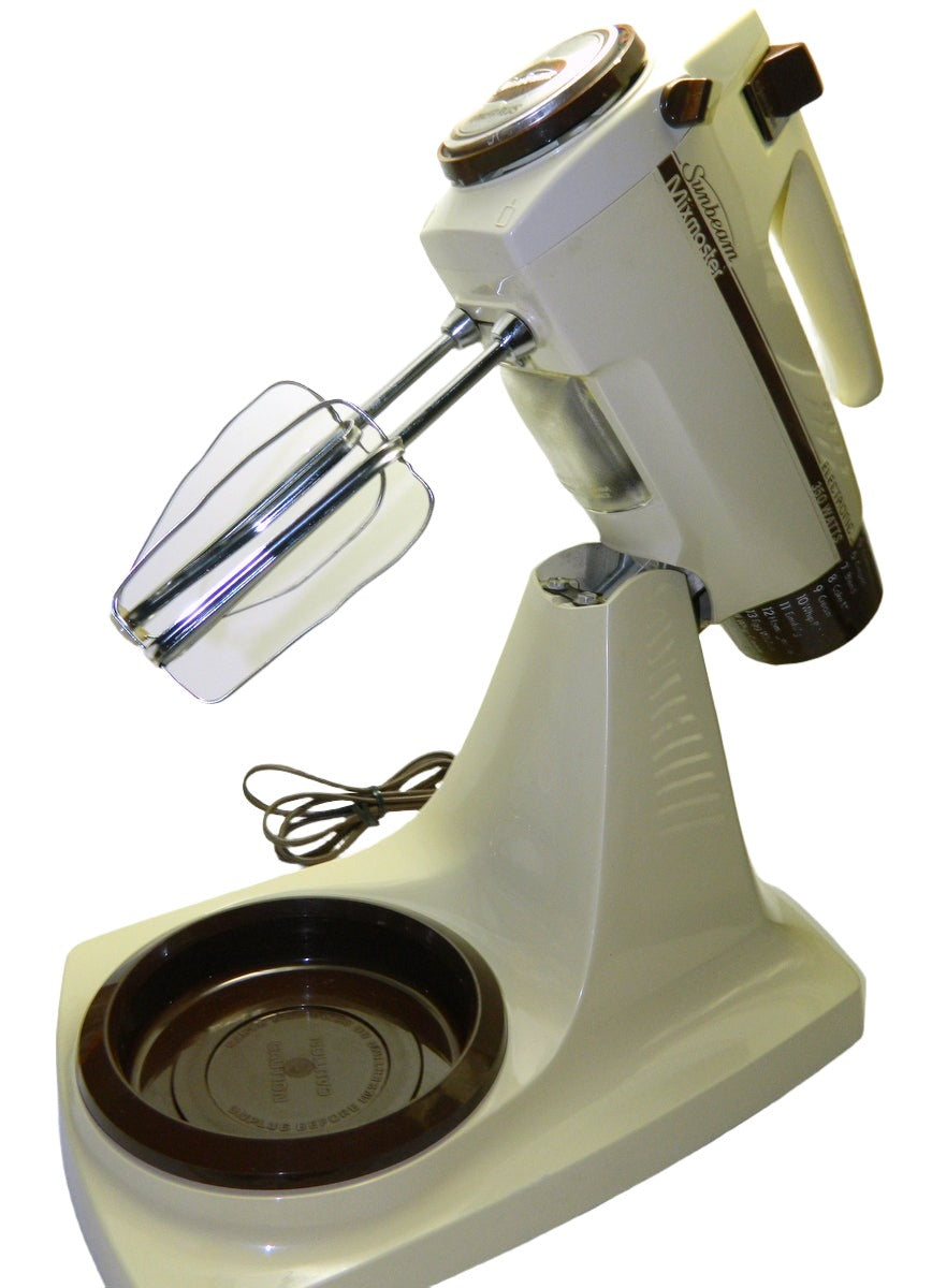 Mixmaster Model 01266  Refurbished - Almond/Brown