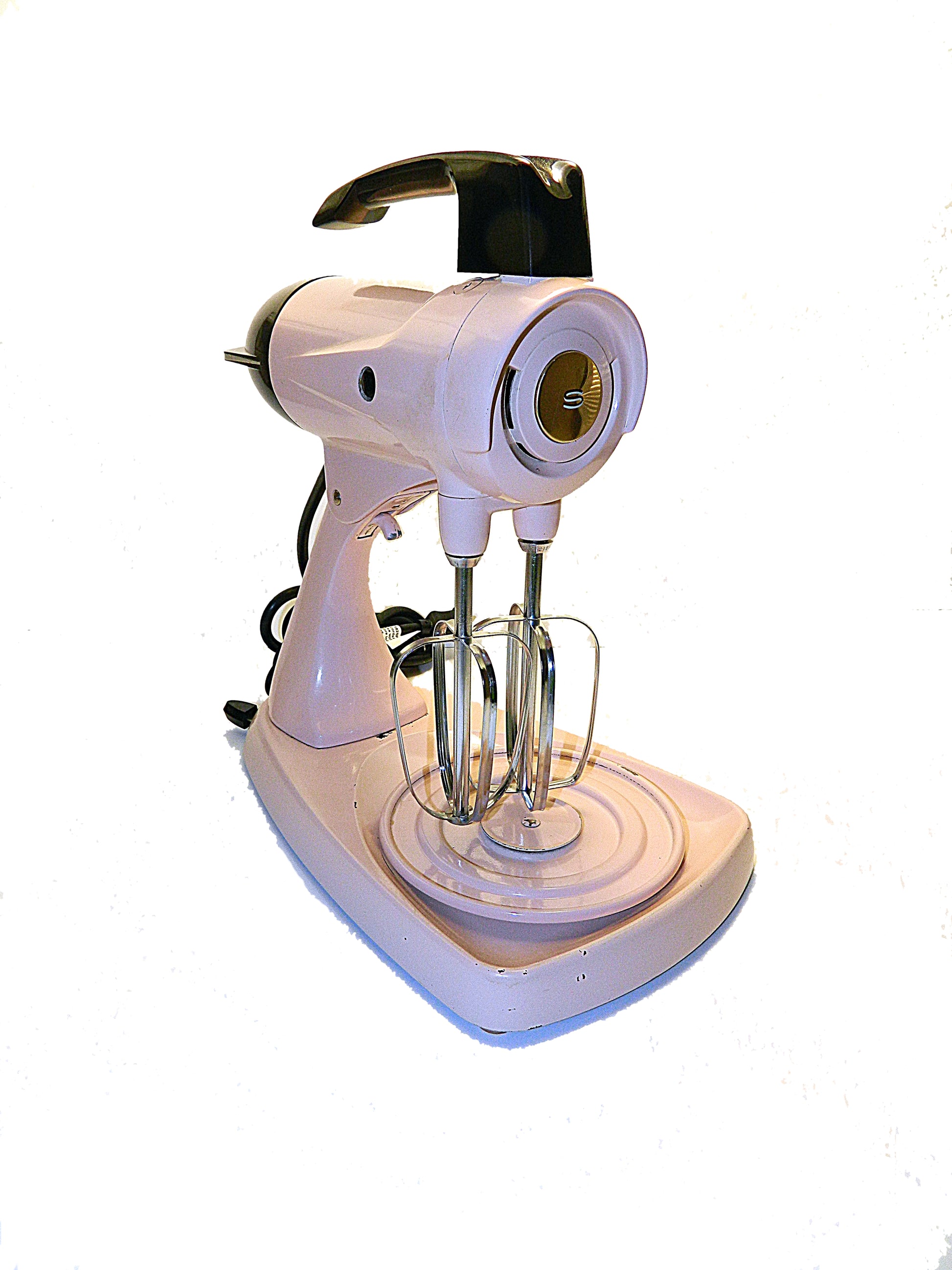 Mixmaster Model 12 Refurbished - Pink