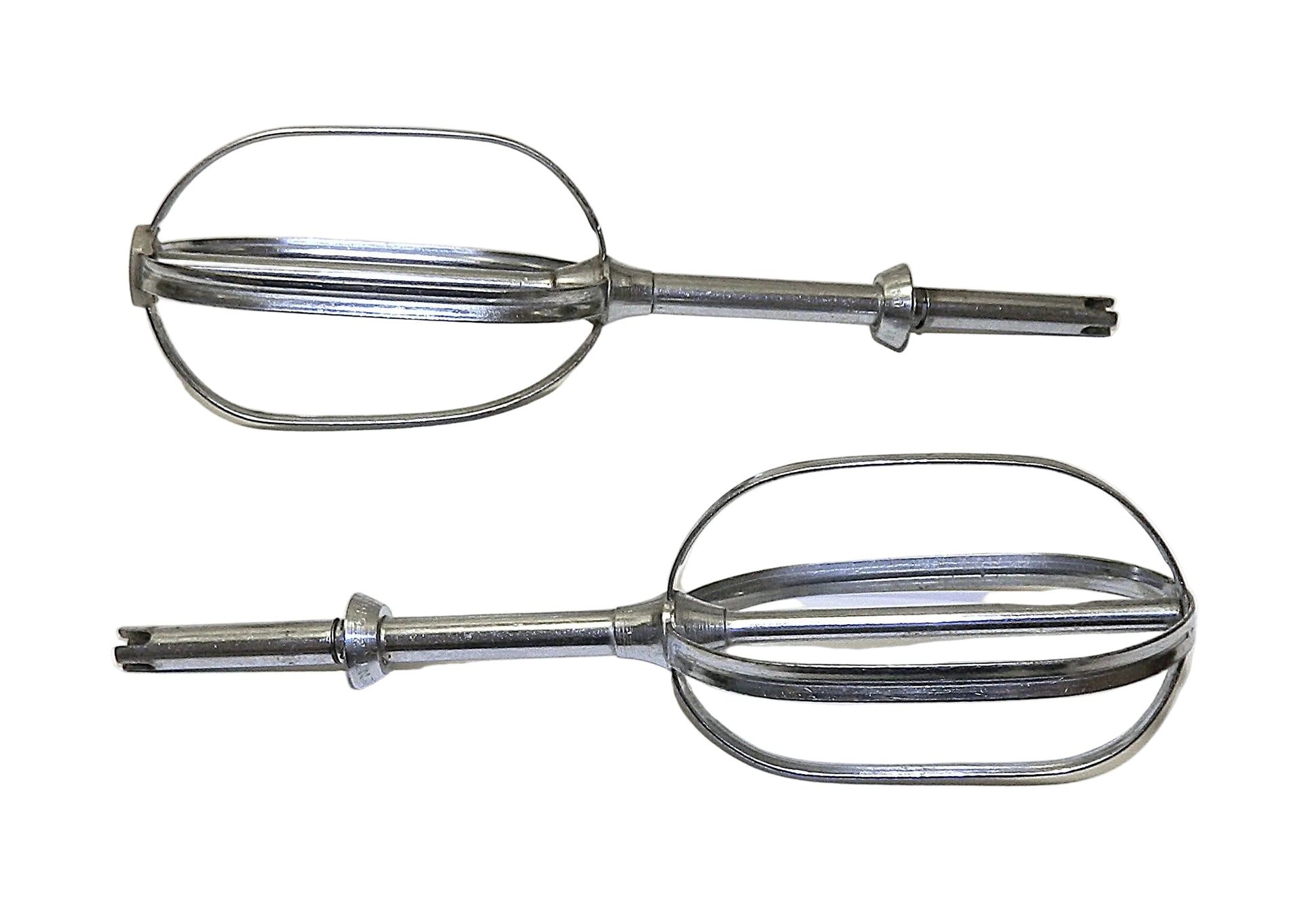 Mixmaster Beaters For Model 5,7 and 9 - With Nylon Button