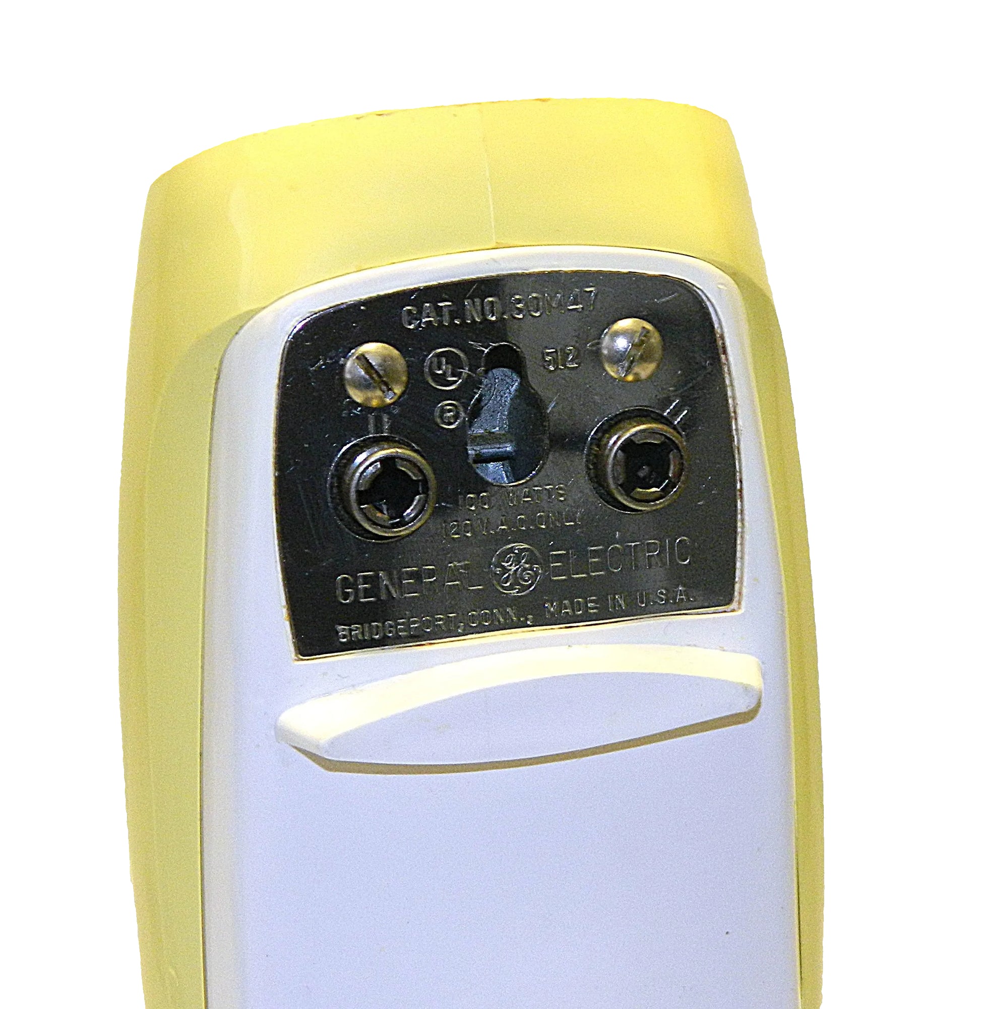 GE 30M47 - Hand Held Mixer Refurbished - Yellow