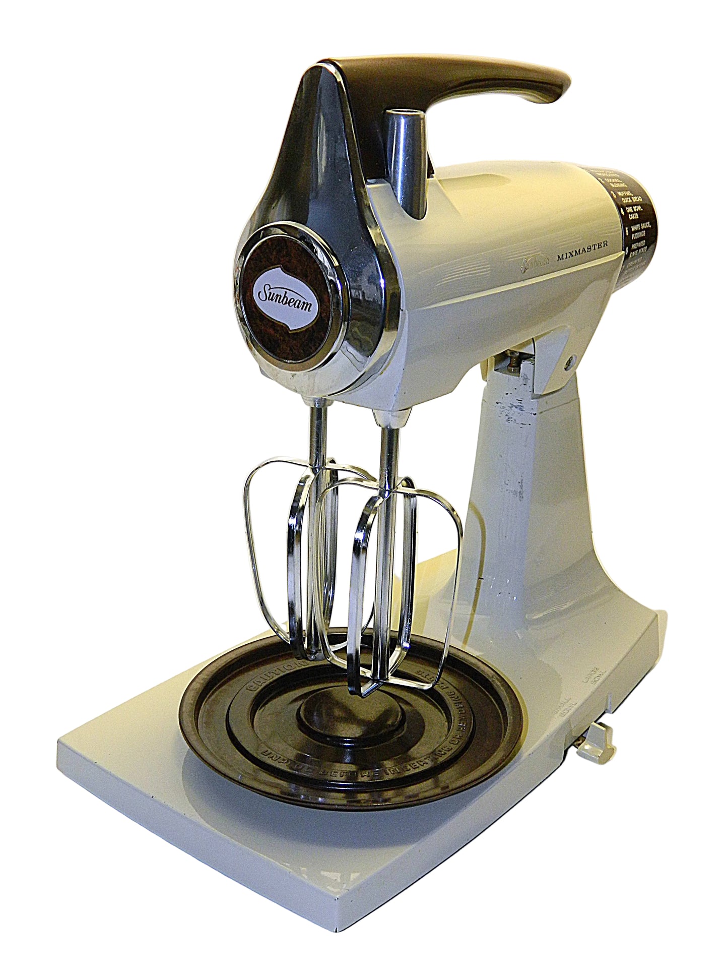 Mixmaster Model 1-7A Refurbished - Cream/White