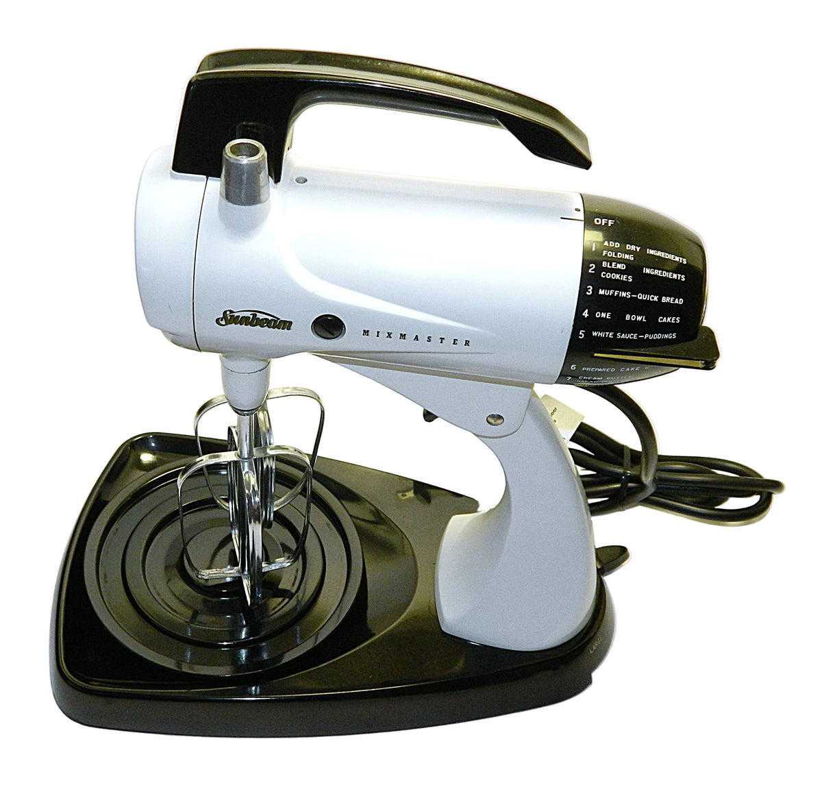 Mixmaster Model 12 Refurbished - White